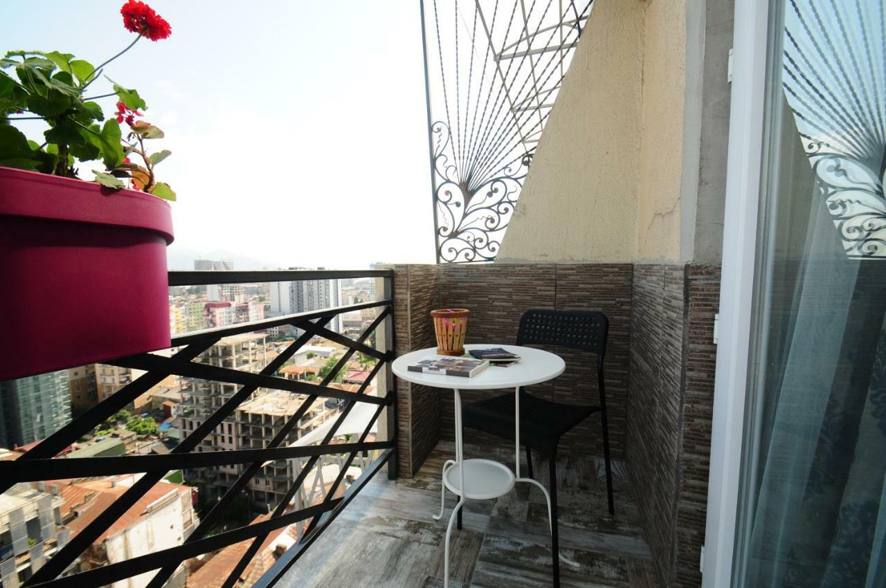 Apartments With A View Of The Trinity Holy Batoemi Buitenkant foto