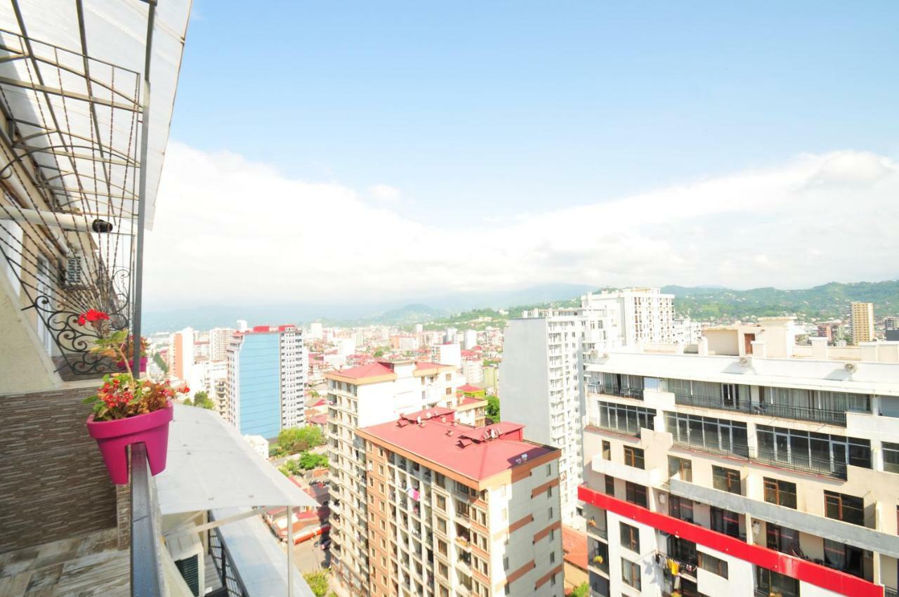 Apartments With A View Of The Trinity Holy Batoemi Buitenkant foto