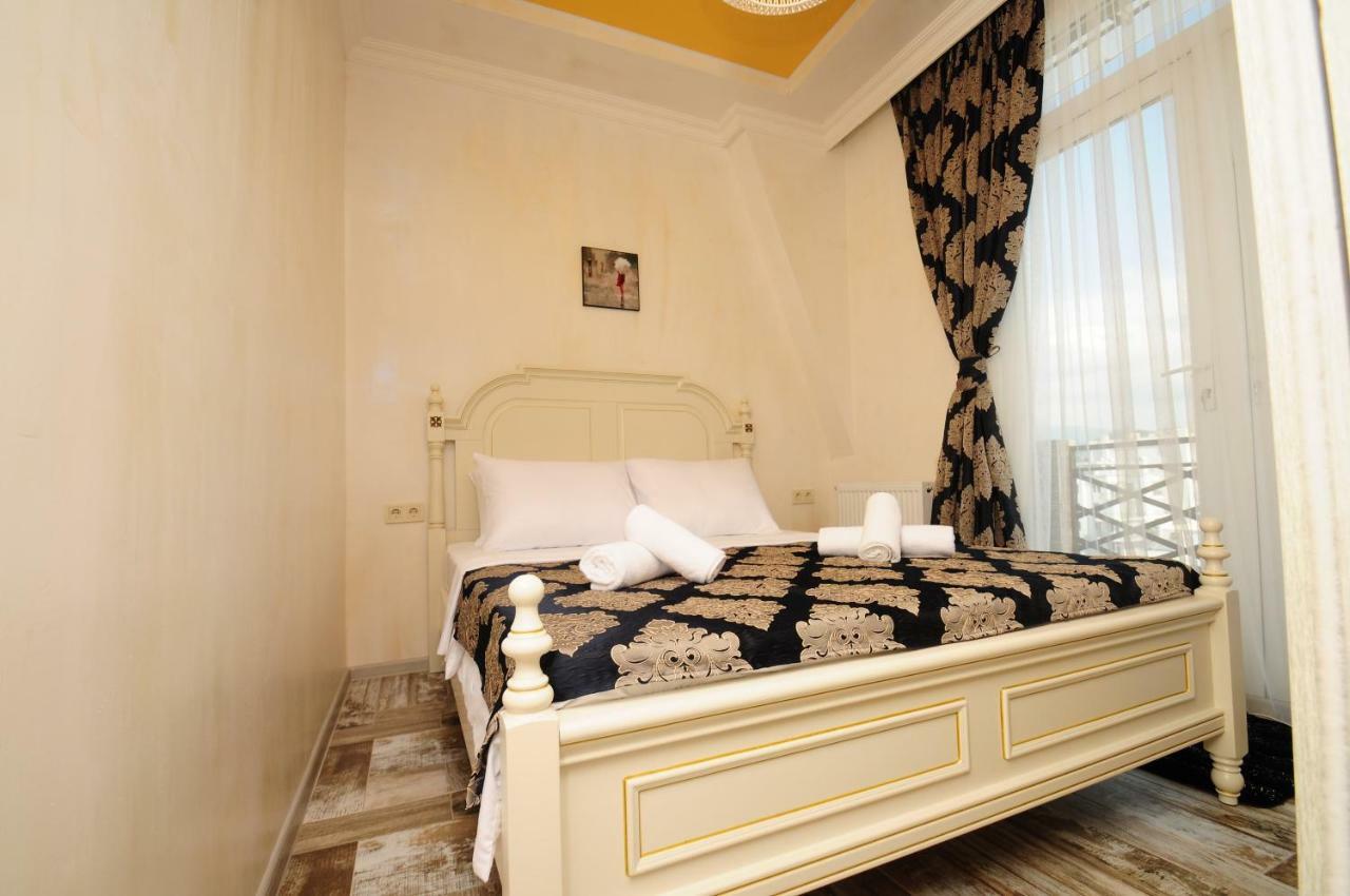Apartments With A View Of The Trinity Holy Batoemi Buitenkant foto